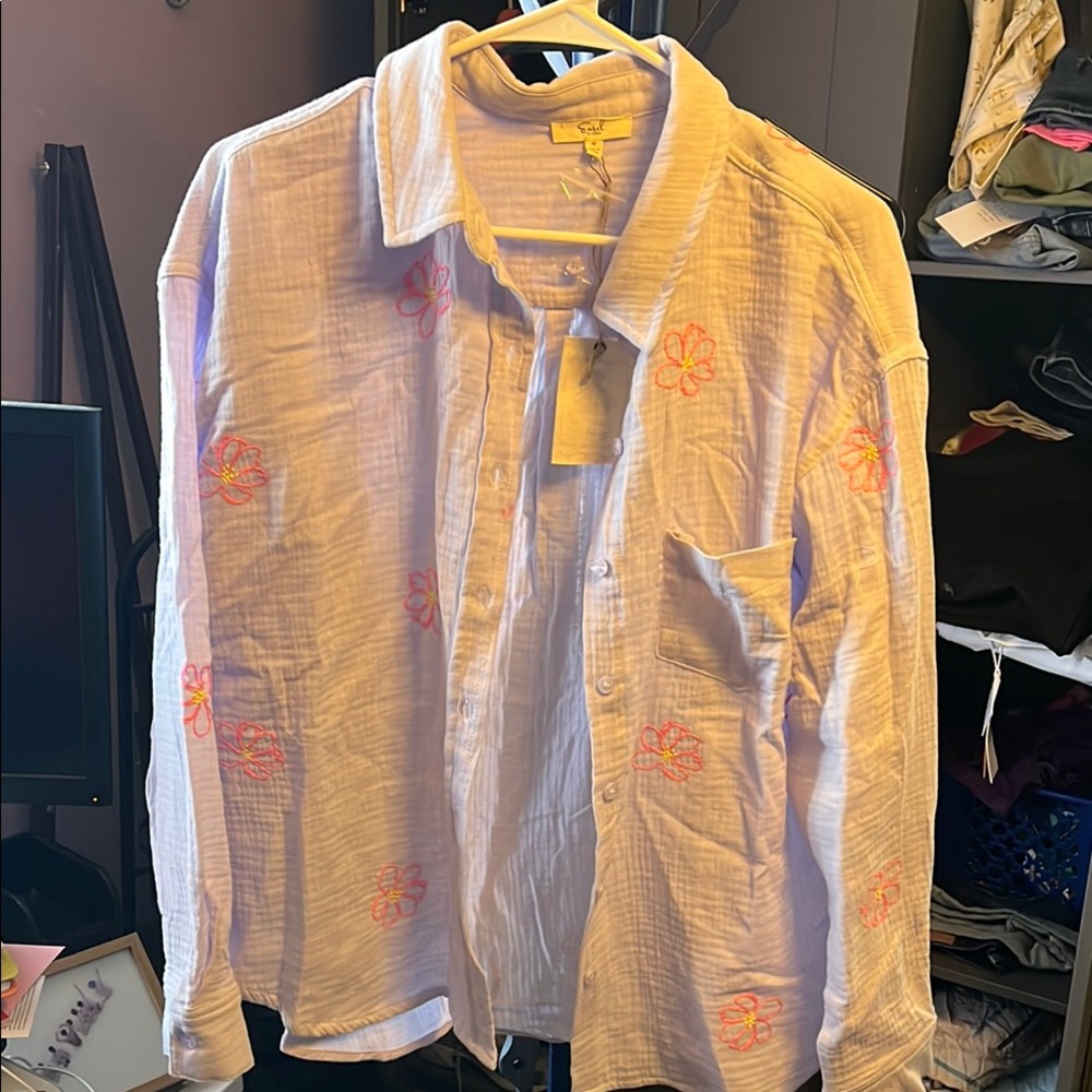 easel lavender Button-Down Shirt with Pink Embroidered Flowers